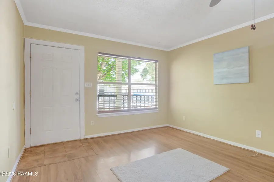 310 Ella Street #208, Lafayette, LA 70506 - #3
