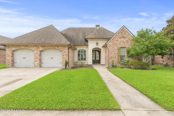 108 Huttingtower Lane, Lafayette, LA 70508