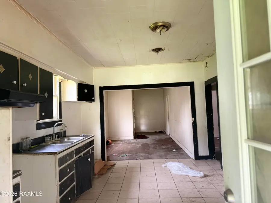 1003 Rose Ann Street, Opelousas, LA 70570 - #3