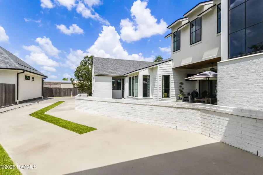 203 Shadow Bend Drive, Broussard, LA 70518 - #3