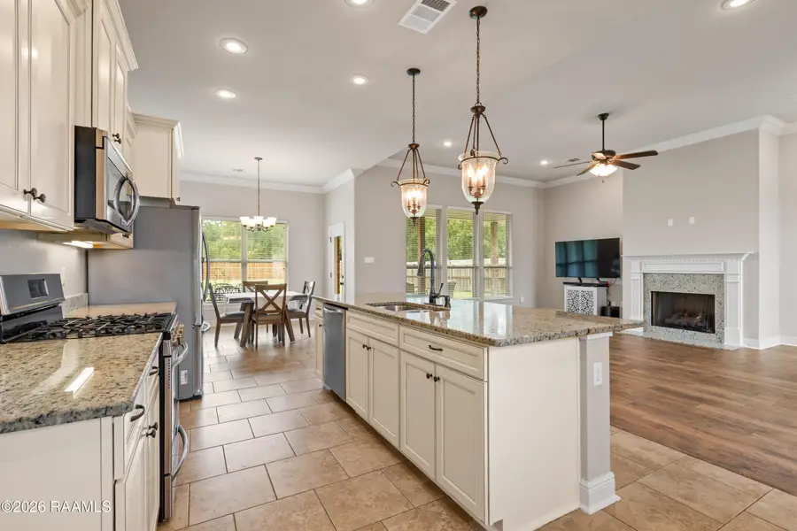 347 Victoria Lights Lane, Broussard, LA 70518 - #3