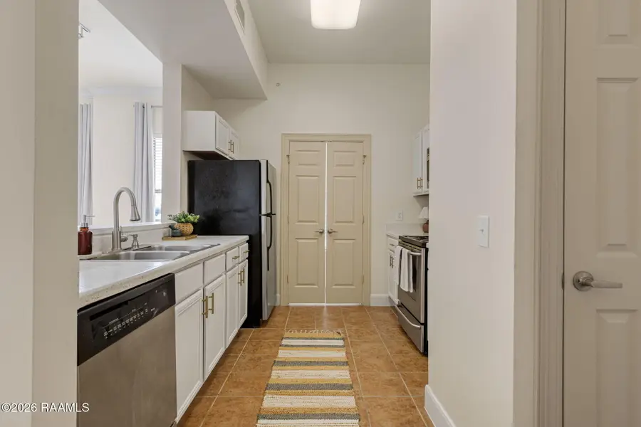 201 Settlers Trace Boulevard #4401, Lafayette, LA 70508 - #3
