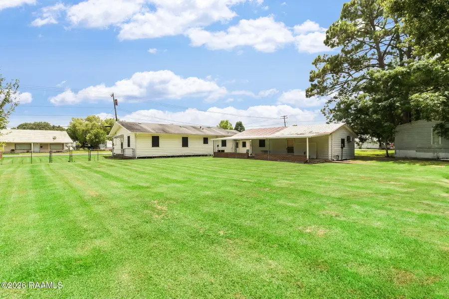 1013 E Cedar Street, Crowley, LA 70526 - #2