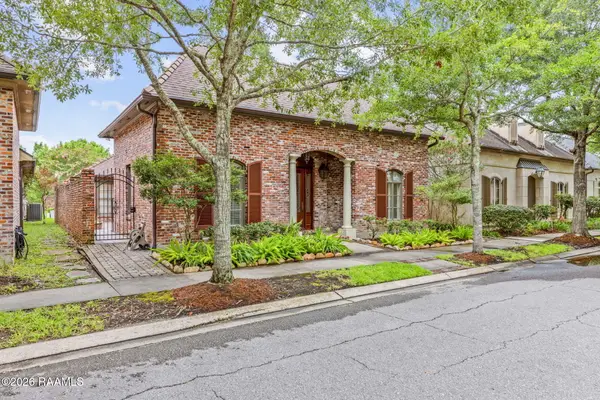 127 Woodsboro Drive, Lafayette, LA 70508