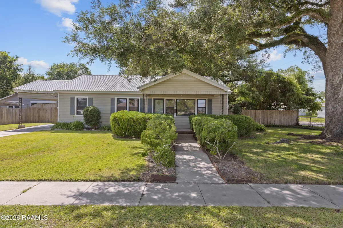 206 S Martin Luther King Jr Drive, Saint Martinville, LA 70582 - #1
