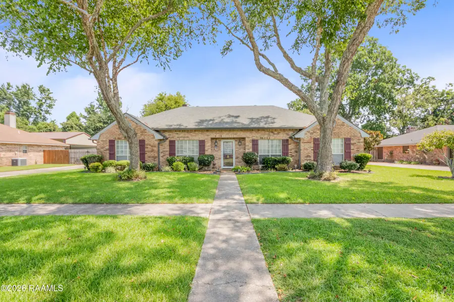 512 Riverwoods Drive, Lafayette, LA 70508 - #2