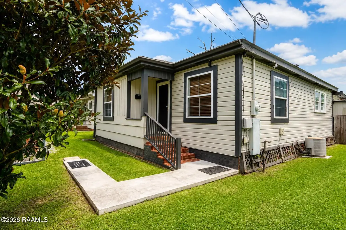 305 1/2 Henry Street, New Iberia, LA 70563 - #1