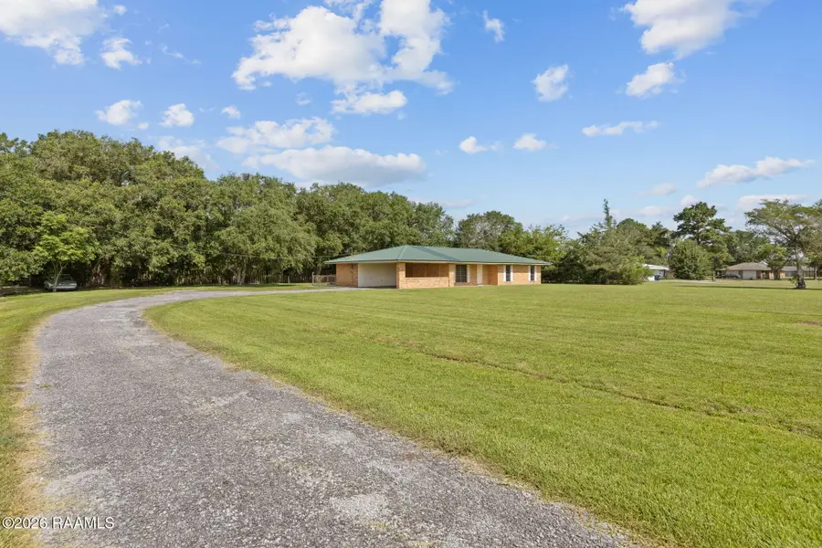 2200 N Herpin Avenue, Kaplan, LA 70548 - #3