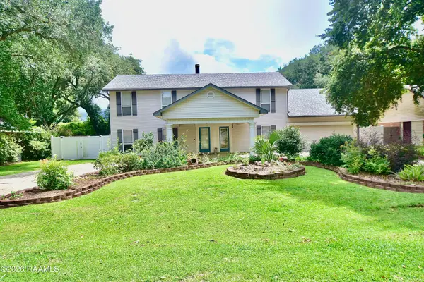 110 Rue Bonaparte, Lafayette, LA 70508