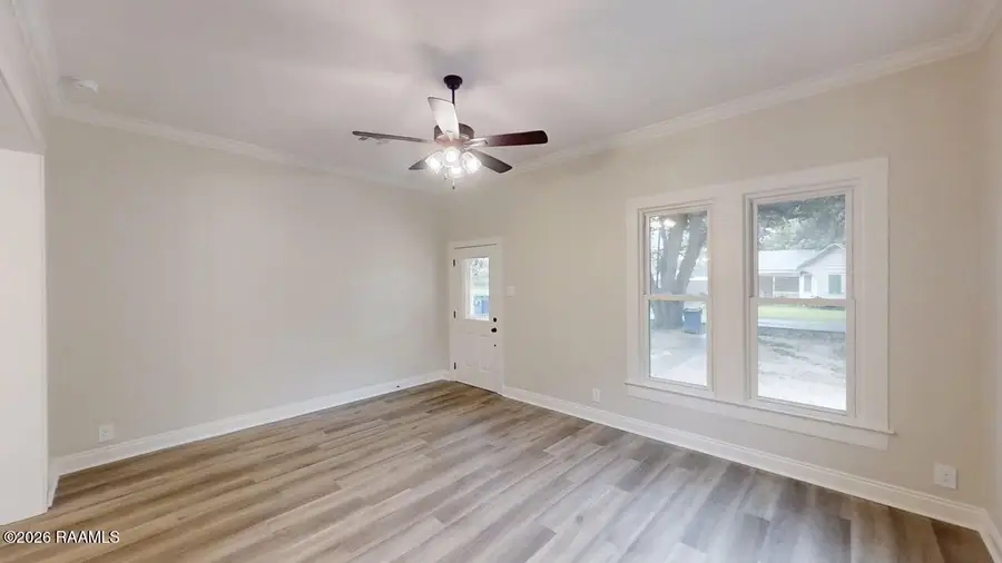 717 E 7th Street, Crowley, LA 70526 - #3