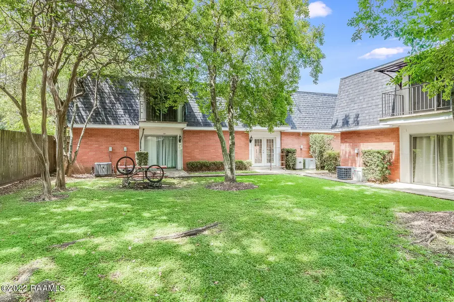 211 Versailles Boulevard #10, Lafayette, LA 70501 - #3