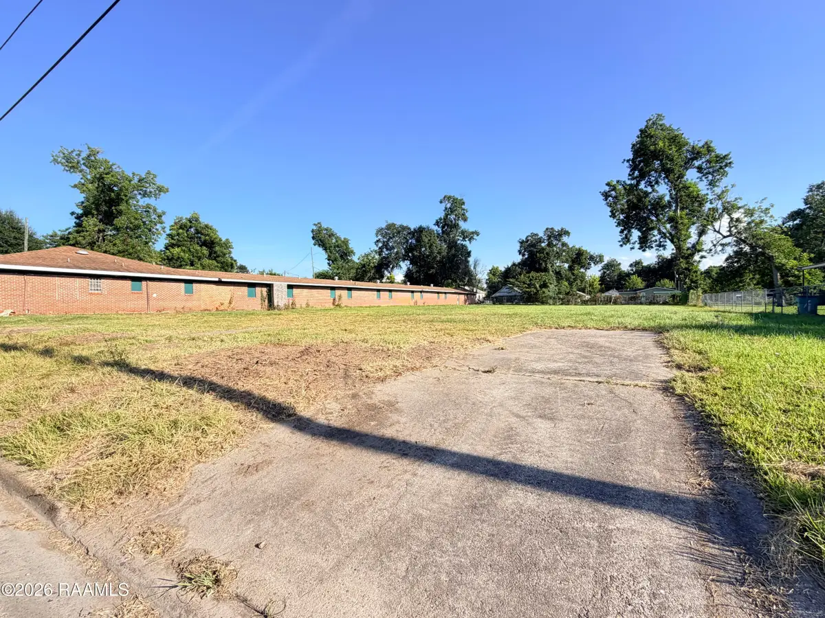 624 E Madison Street, Opelousas, LA 70570 - #1