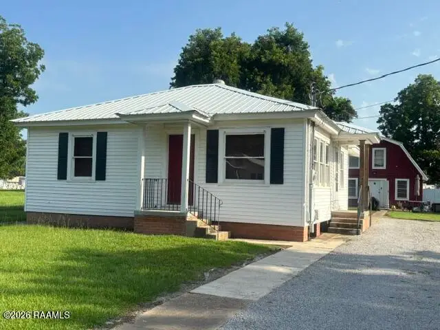 1130 W Park Avenue, Eunice, LA 70535 - #2