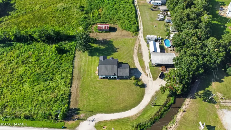413 E Veterans Memorial Drive, Erath, LA 70533 - #2