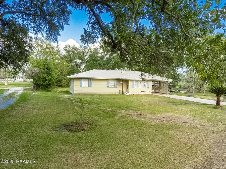 4633 Bridge Street Highway, Saint Martinville, LA 70582 - #3