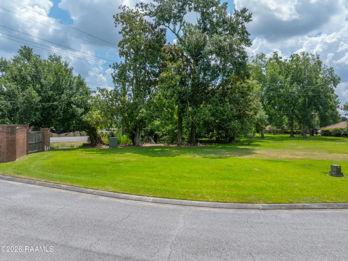 101 Pecan Leaf Drive, Broussard, LA 70518 - #1