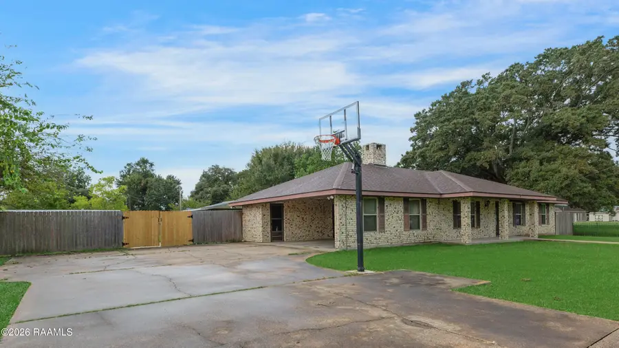 103 Sunset Drive, Rayne, LA 70578 - #2