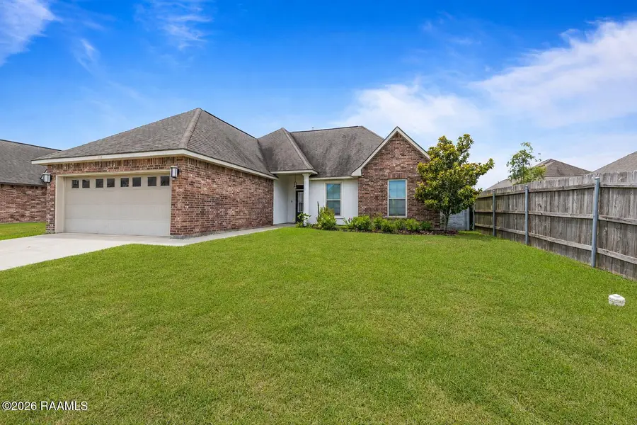 407 Claystone Road, Youngsville, LA 70592 - #2