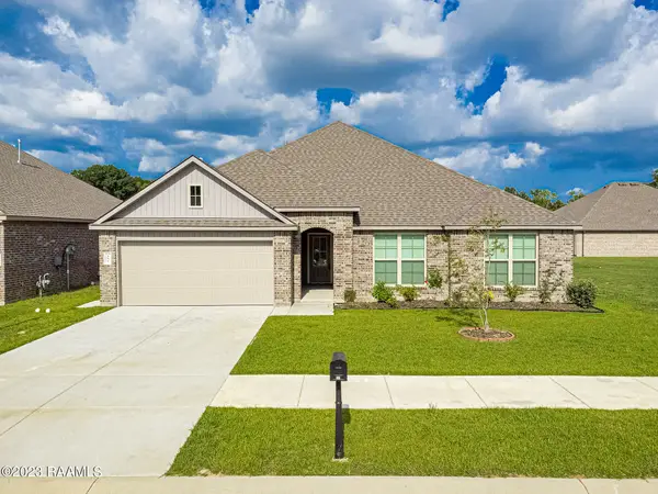 104 Grace View Drive, Lafayette, LA 70506