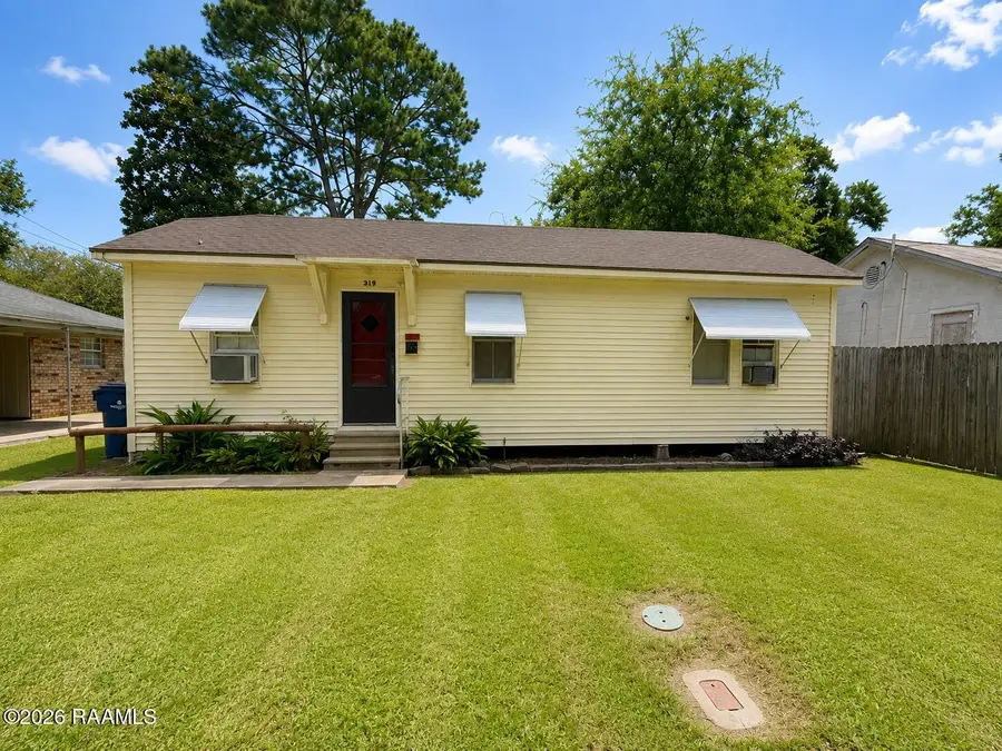 319 Samson Street, Abbeville, LA 70510 - #2