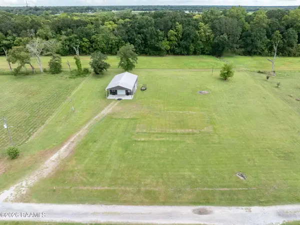 1061 Gloria Kern Road, Breaux Bridge, LA 70517
