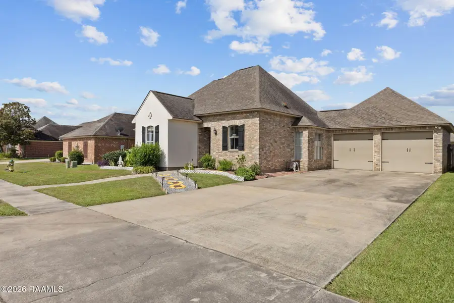 400 Hillbrooke Drive, Broussard, LA 70518 - #2