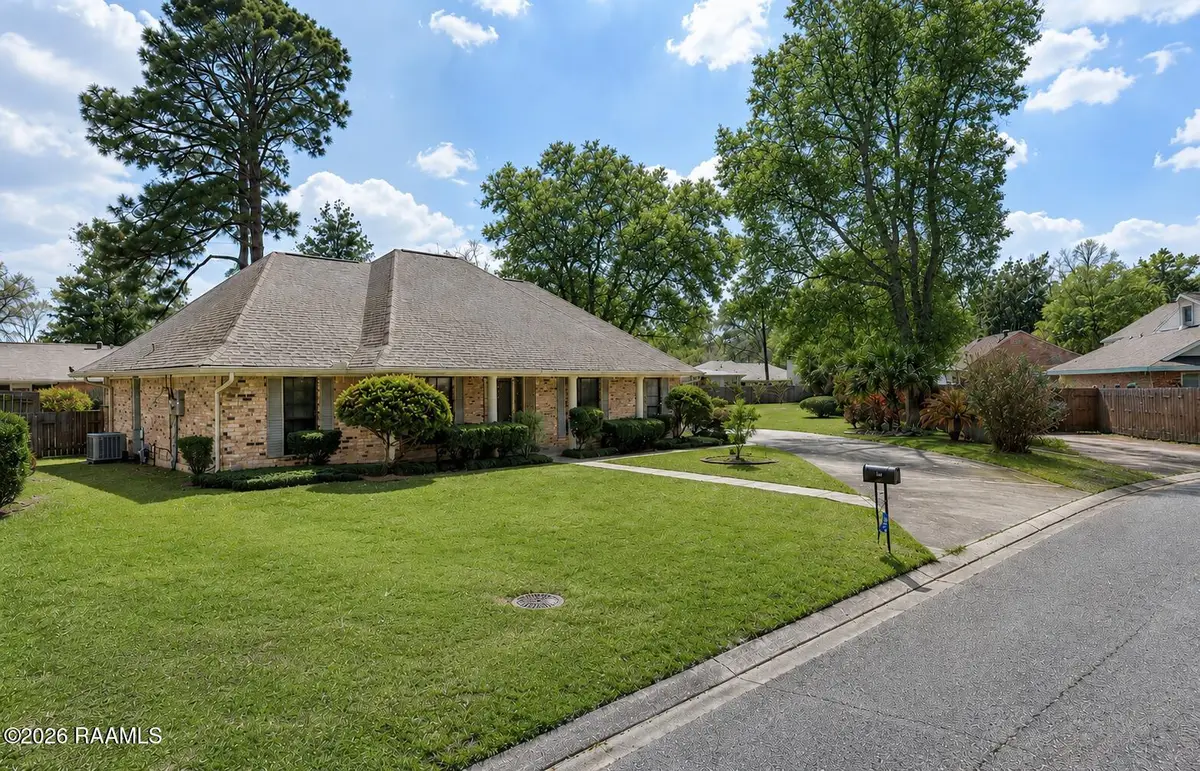 221 Bellridge Drive, Lafayette, LA 70506 - #1