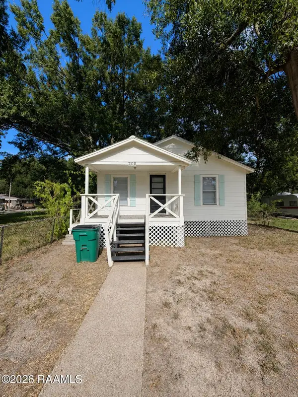 208 F Street, Duson, LA 70529