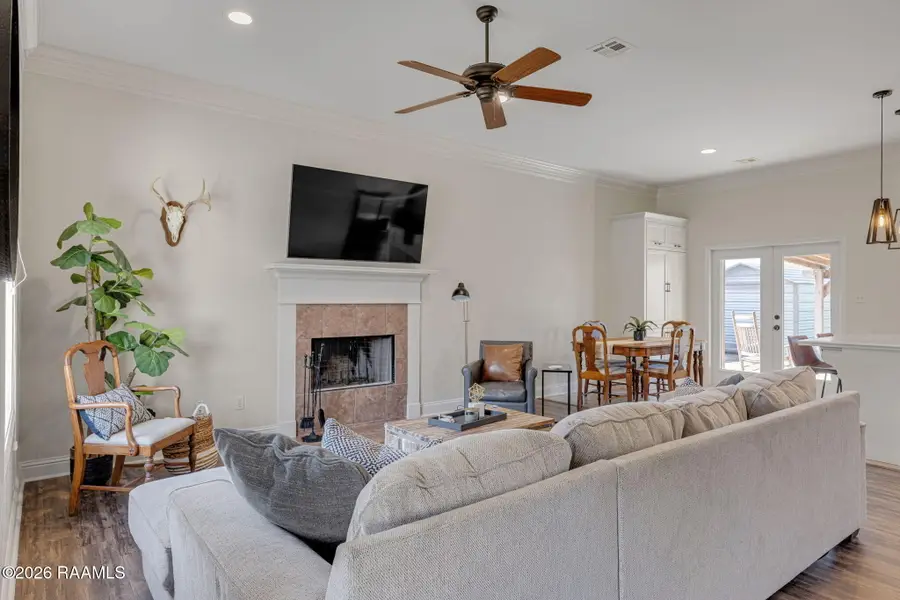 233 Barksdale Drive, Broussard, LA 70518 - #2