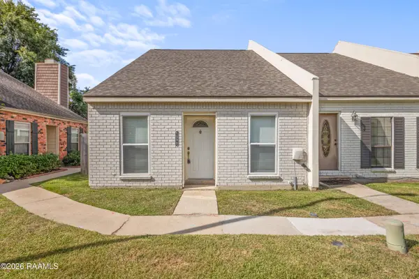 105 Williamsburg Circle #D, Lafayette, LA 70508