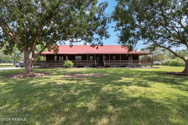 1247 Declouet Highway, Breaux Bridge, LA 70517