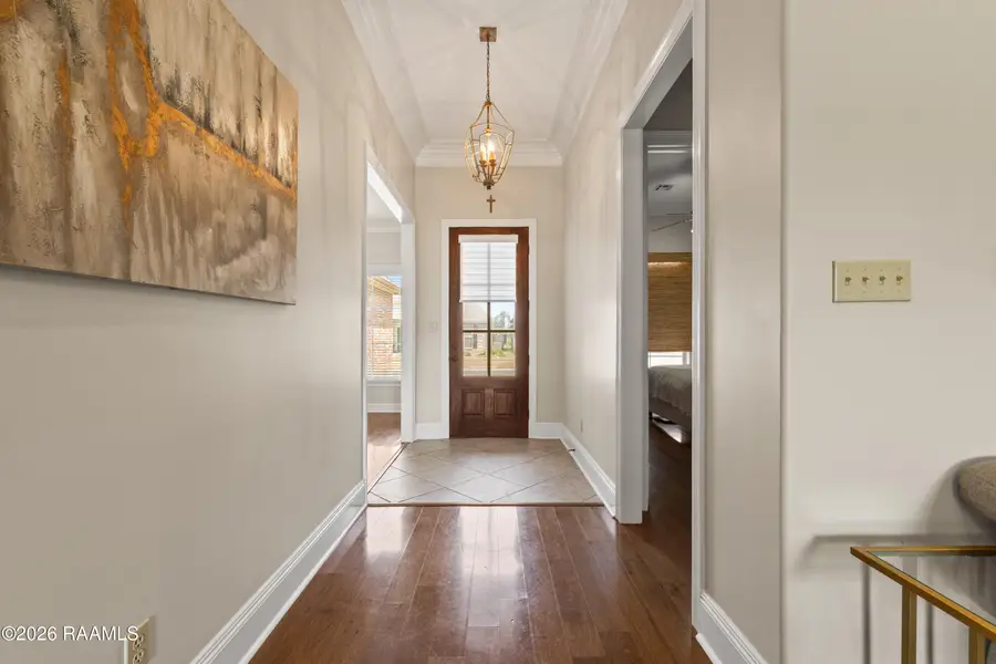 208 S Montauban Drive, Lafayette, LA 70507 - #3