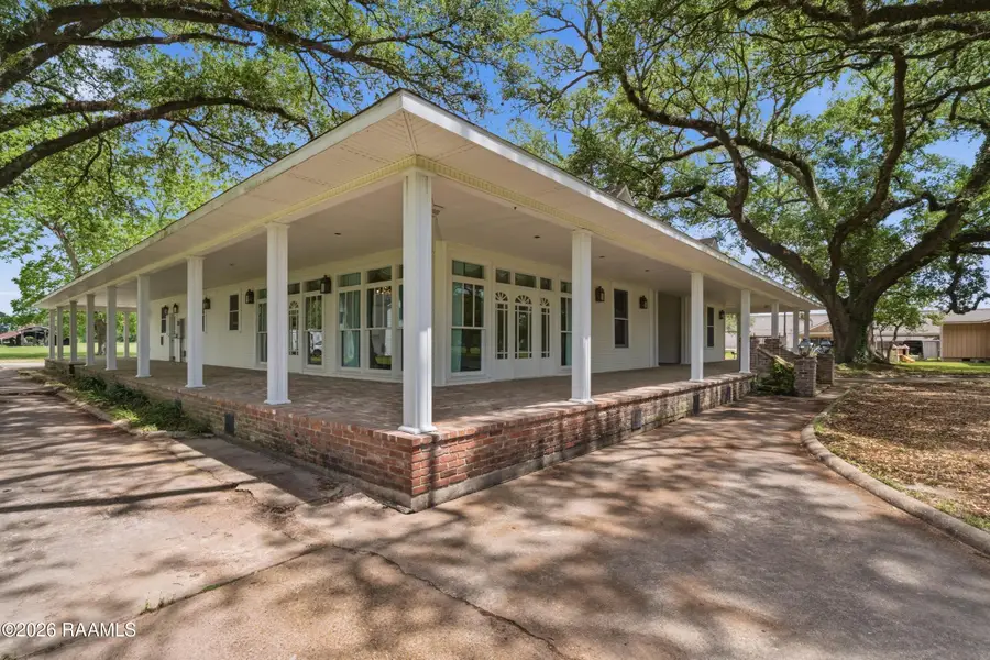702 Shankland Avenue, Jennings, LA 70546 - #2