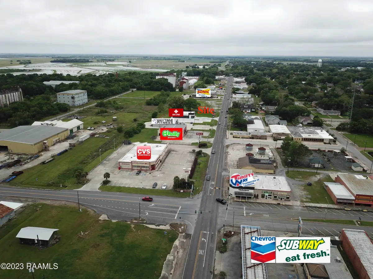 217 W Veterans Memorial Drive, Kaplan, LA 70548 - #1