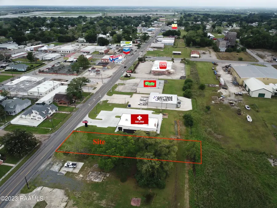 217 W Veterans Memorial Drive, Kaplan, LA 70548 - #2