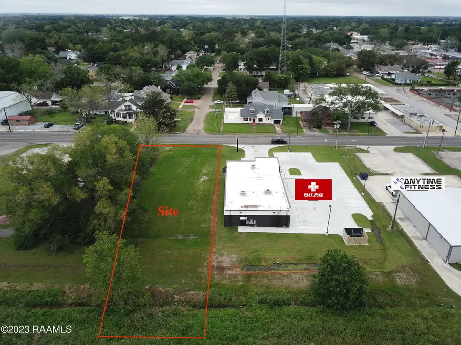 217 W Veterans Memorial Drive, Kaplan, LA 70548 - #3
