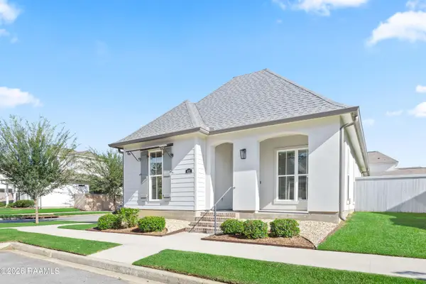 401 Manor House Lane, Lafayette, LA 70507