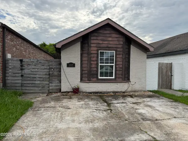 107 Cane Field Street, Youngsville, LA 70592