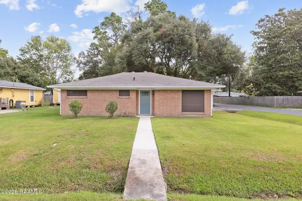 200 Belle Homme Drive, Lafayette, LA 70506