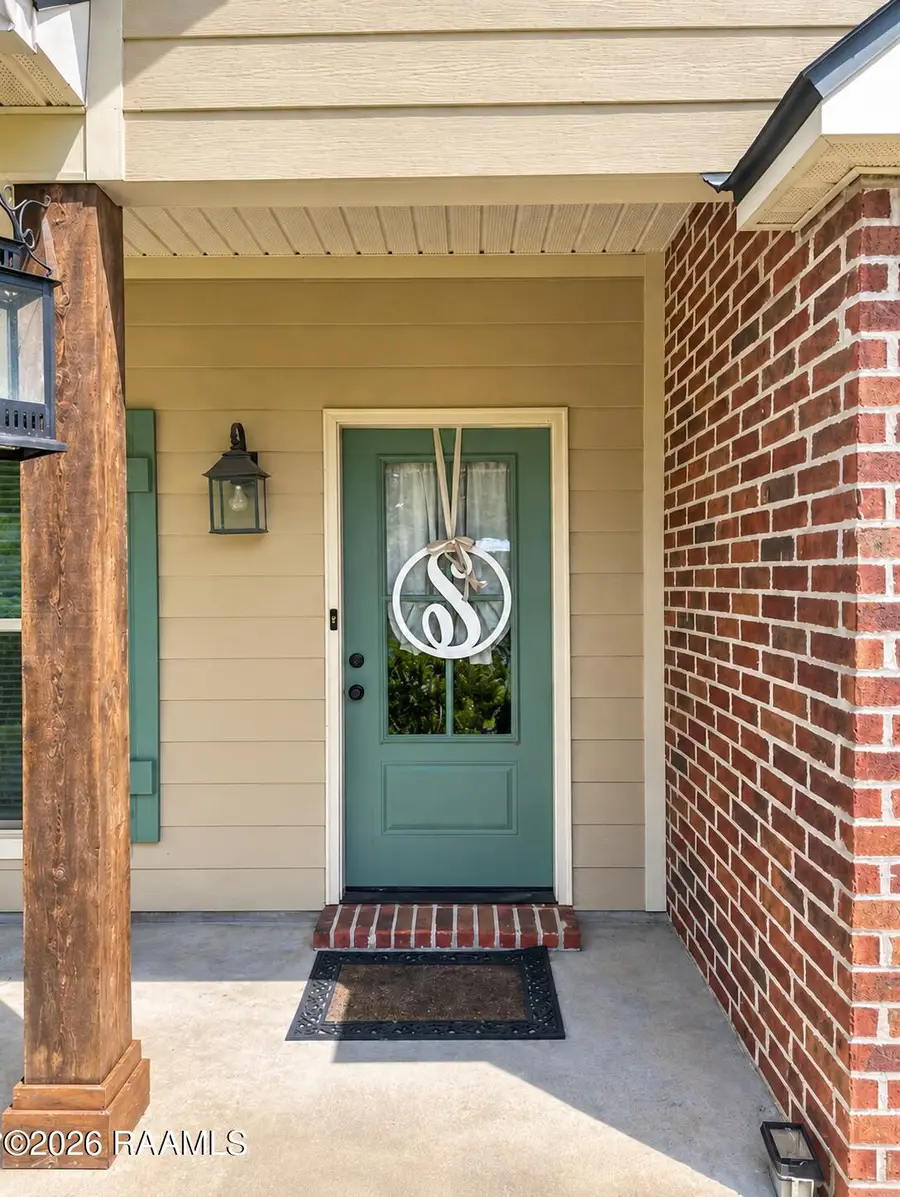 401 Southeastern Avenue, Rayne, LA 70578 - #3