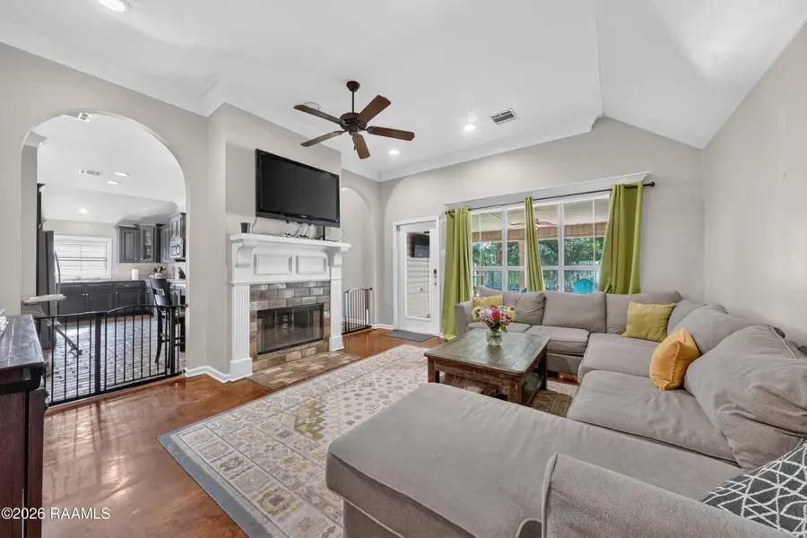 204 Quiet Meadows Drive, Youngsville, LA 70592 - #2