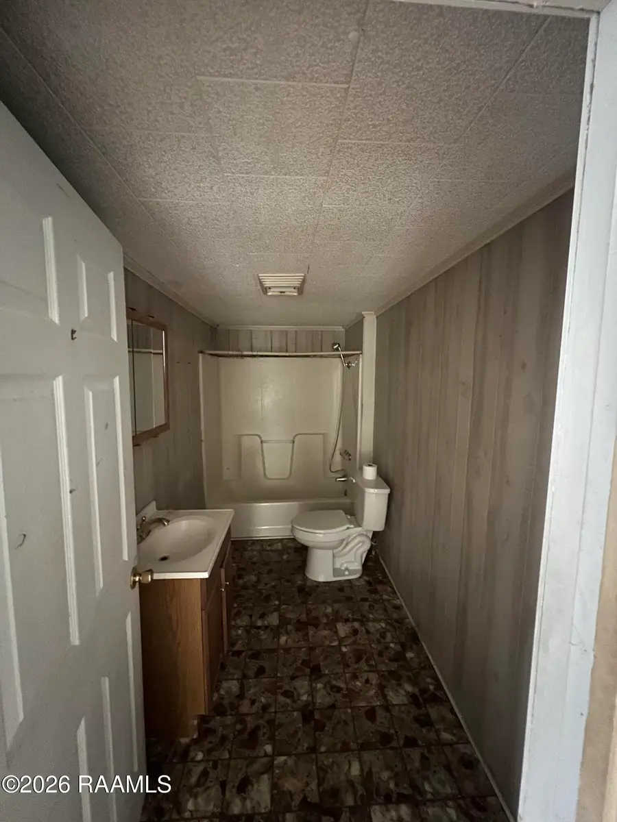 803 N Avenue E, Crowley, LA 70526 - #3