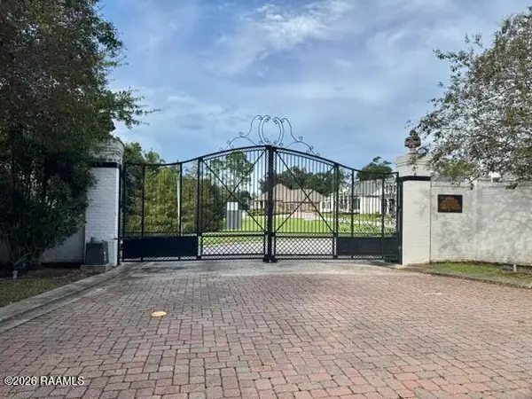 102 Plantation Ridge Lane, Lafayette, LA 70503