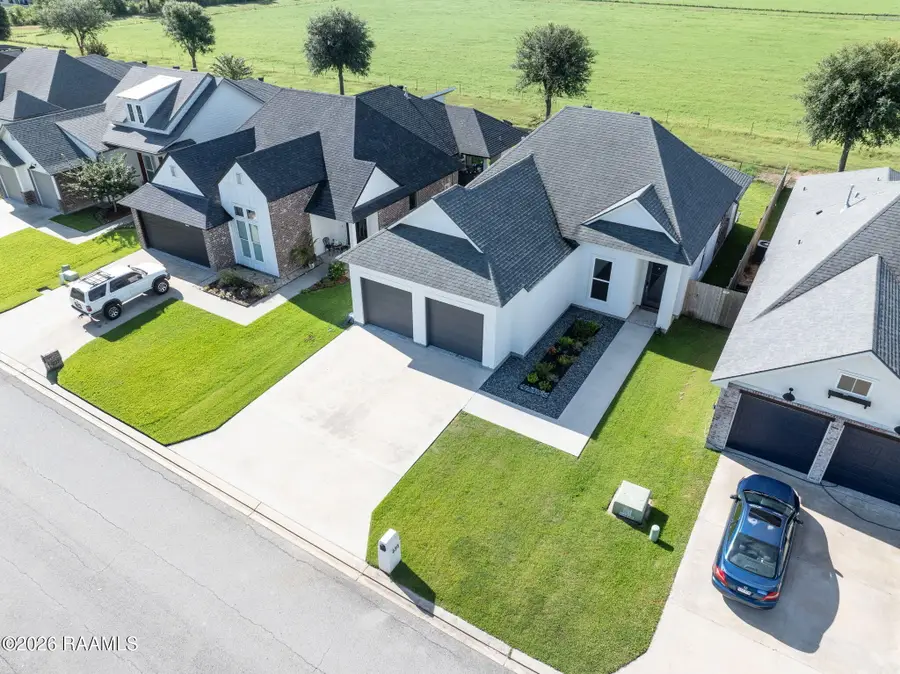 230 Whispering Meadows Road, Broussard, LA 70518 - #2