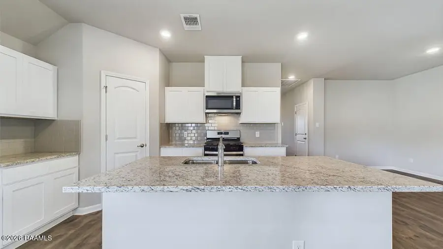 143 Lake Ridge Drive, Broussard, LA 70518 - #2