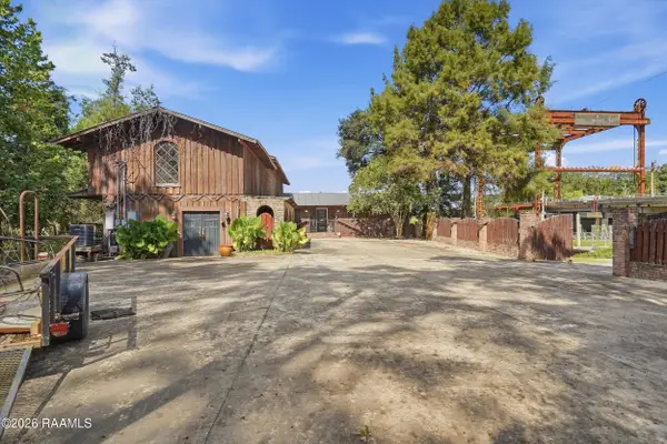 400 W Summers Drive, Abbeville, LA 70510