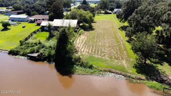 1013 S Main Street, Breaux Bridge, LA 70517