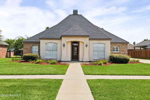 105 Pleasant Lake Drive, Youngsville, LA 70592