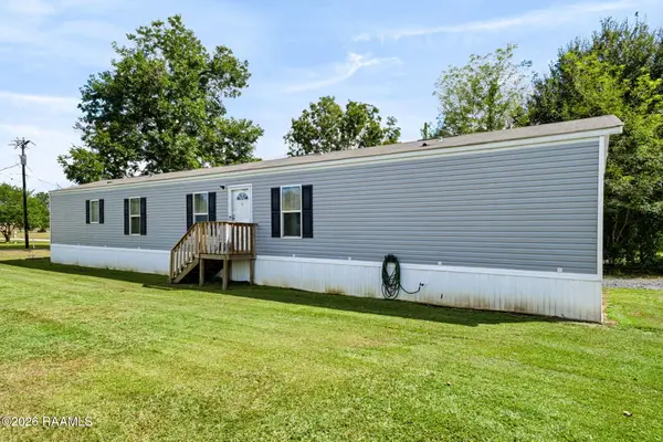 1041 Deanna Lane, Broussard, LA 70518