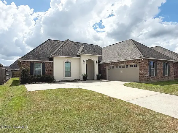 211 Meadowland Drive, Lafayette, LA 70507